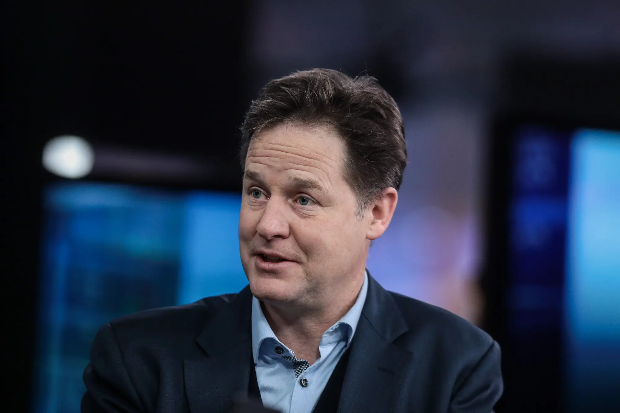 Facebook: Πρόσλαβε τον πρώην αναπληρωτή πρωθυπουργό της Βρετανίας