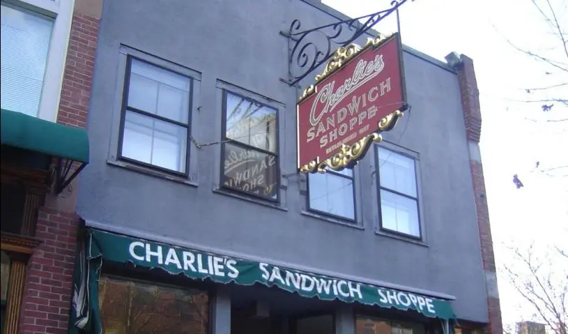 Αυτό είναι το ελληνικό εστιατόριο που 