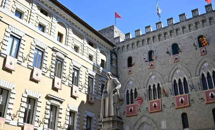 Monte Paschi: Ο CEO βλέπει νέο κύμα τραπεζικών συγχωνεύσεων στην Ιταλία