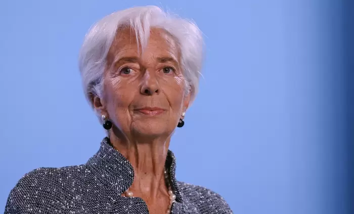 ΕΚΤ: Η σκιά της Λεπέν βαραίνει τη διαδοχή της Κριστίν Λαγκάρντ