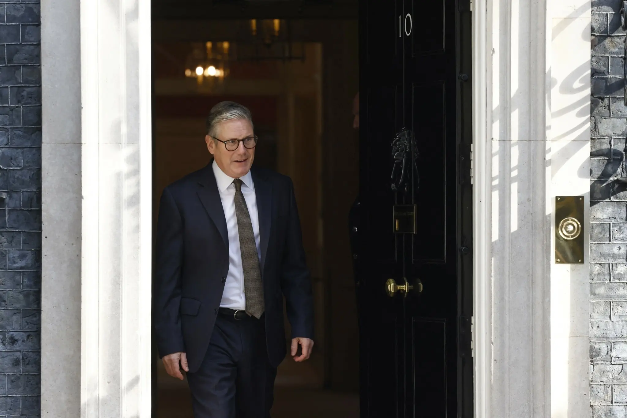 Βρετανία – ΕΕ: Πρώτη διμερής σύνοδος μετά το Brexit – Στο επίκεντρο η άμυνα