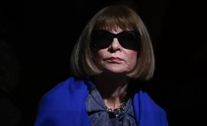 Η Vogue ήταν μόνο η αρχή: Πώς η Άννα Γουίντουρ έγινε brand δισεκατομμυρίων