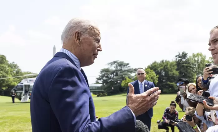 Biden: Τα μέσα κοινωνικής δικτύωσης που παραπληροφορούν 