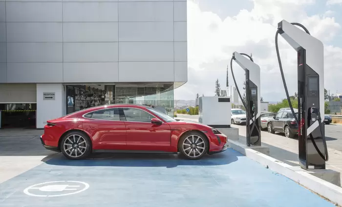 Porsche Turbo Charge: Ο ισχυρότερος σταθμός φόρτισης στην Κύπρο