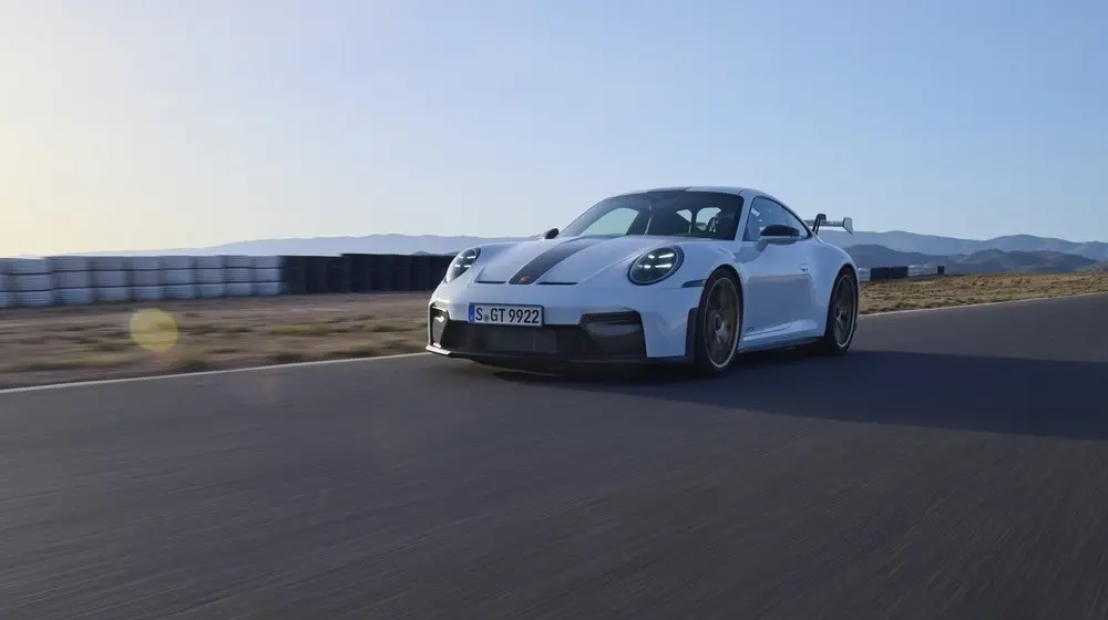 Για την πίστα και τον δρόμο: Η νέα 911 GT3 και η 911 GT3 με το πακέτο Touring
