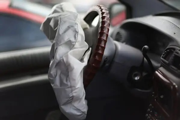 Θάνατος εξαιτίας αερόσακου Takata και στα κατεχόμενα