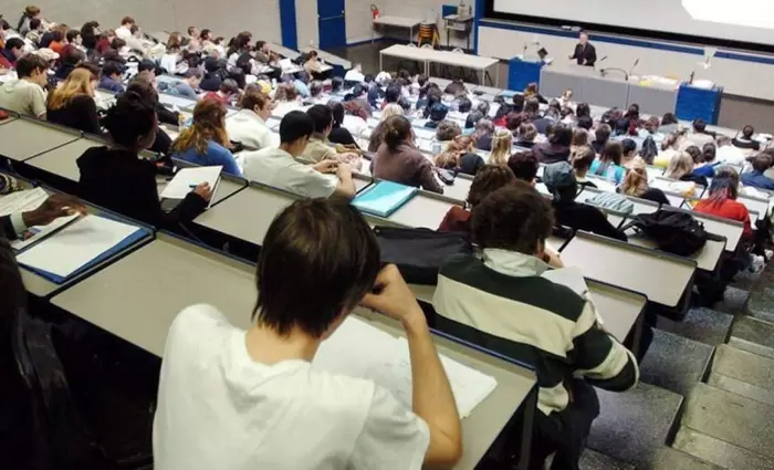 Νομότυπη η εισδοχή φοιτητών με GCE σε ΠΚ και ΤΕΠΑΚ