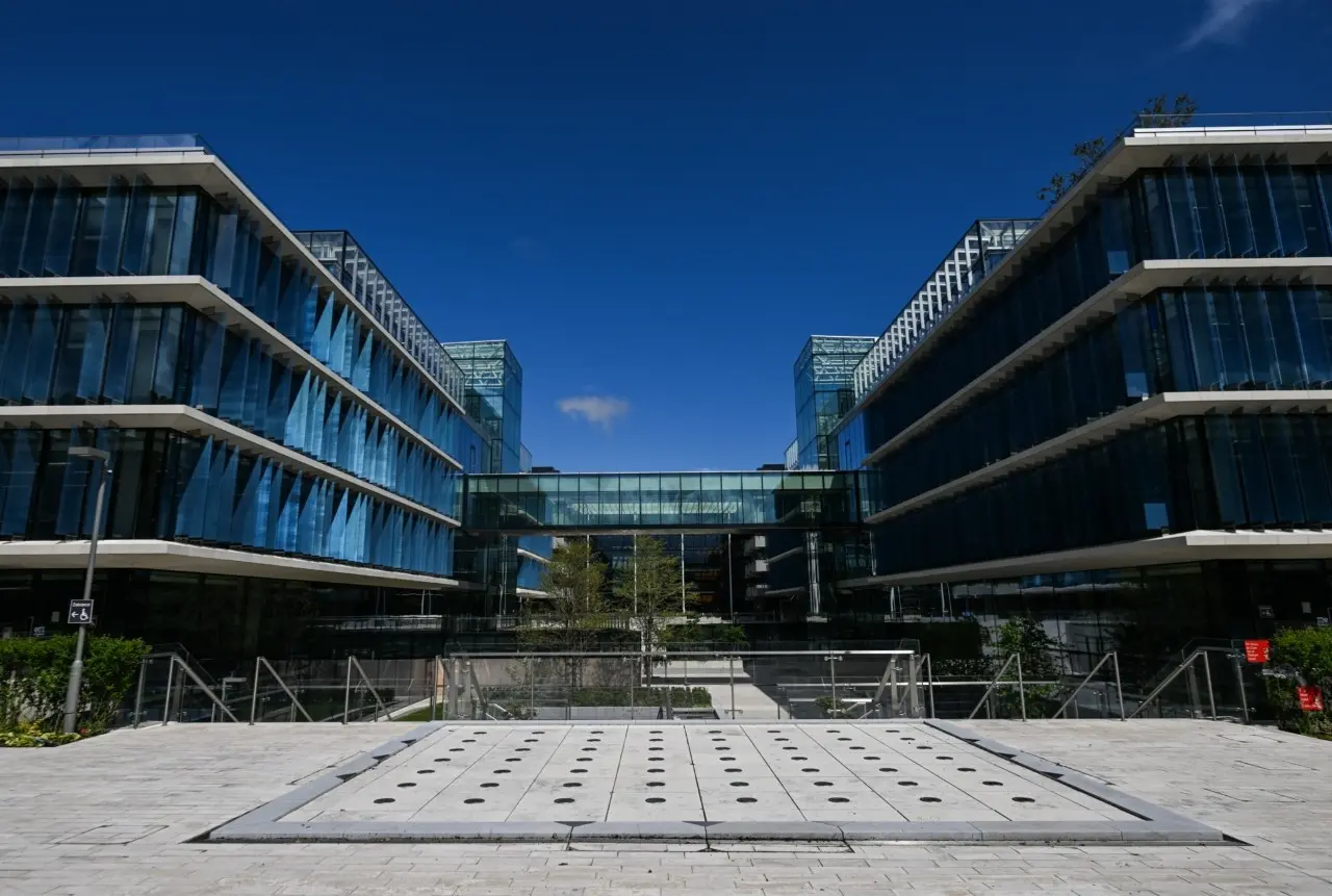 Meta: Υψηλές προσδοκίες για τα κέρδη εν μέσω εμπορικών πιέσεων