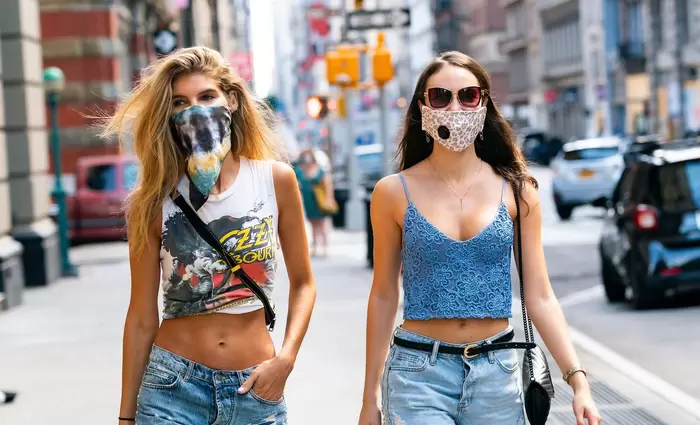 Μάσκες υψηλής ραπτικής και ρομποτικής