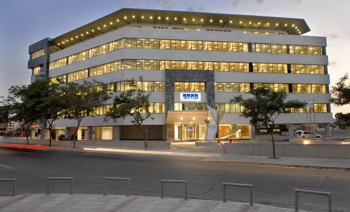 Η KPMG μεταβιβάζει τα κτίριά της σε Λευκωσία και Λεμεσό