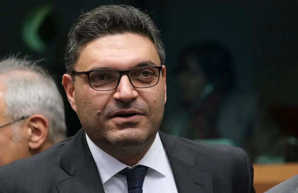 Συνάντηση Πετρίδη με Γερμανό ΥΠΟΙΚ στο Βερολίνο
