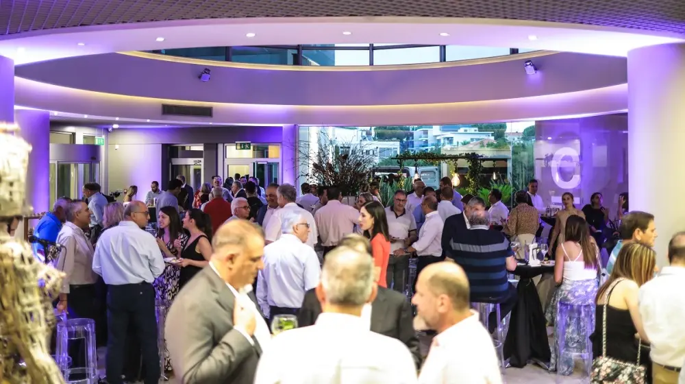 London Gin Night από την Consulco  για τους συνεργάτες της