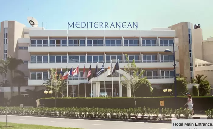 Mediterranean Beach Hotel: Γιορτάζει 30 χρόνια φιλοξενίας