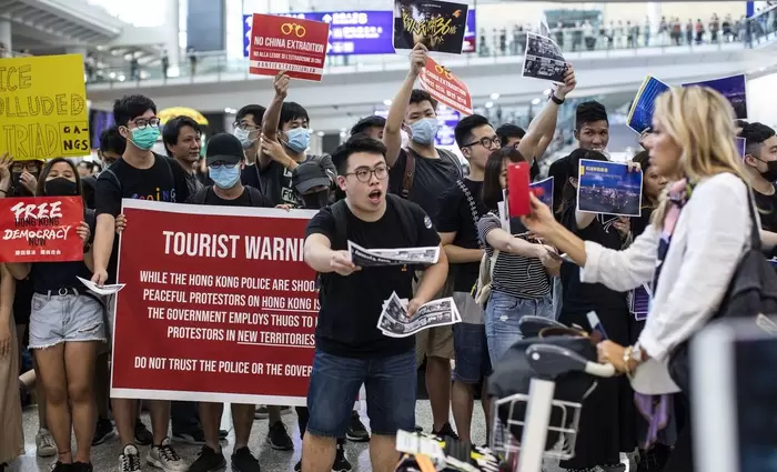 Εξαιρετικά τεταμένη η ατμόσφαιρα στο Χονγκ Κονγκ