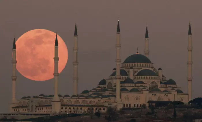 Οι Τούρκοι θέλουν να πατήσουν στο φεγγάρι μέχρι το 2030