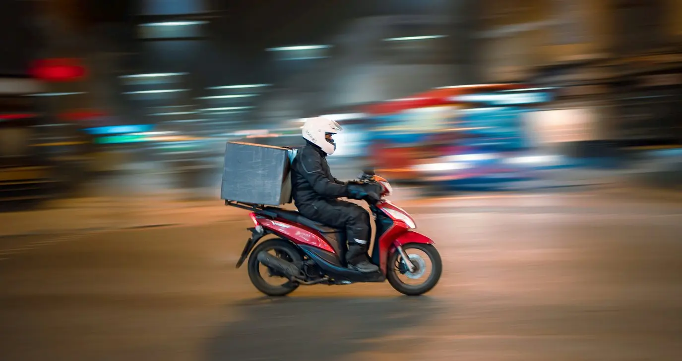Έκκληση για αυστηρότερους ελέγχους στα delivery μετά το περιστατικό στη Λεμεσό