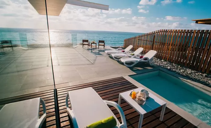 Ένα σπίτι στην Κύπρο που μοιάζει με πλοίο