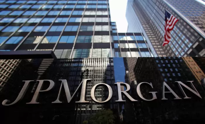 Η JPMorgan υποβαθμίζει την αξία δανείων – Στο επίκεντρο οι εταιρείες software