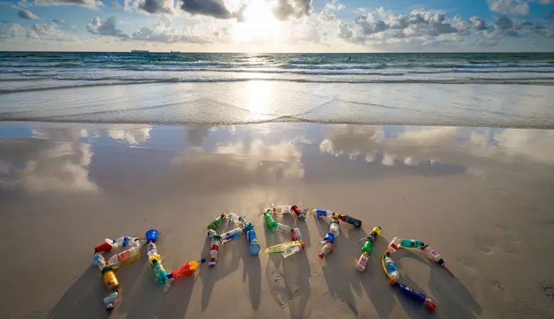 Μείωση της κατανάλωσης και απόρριψης πλαστικών μίας χρήσης στην τουριστική βιομηχανία