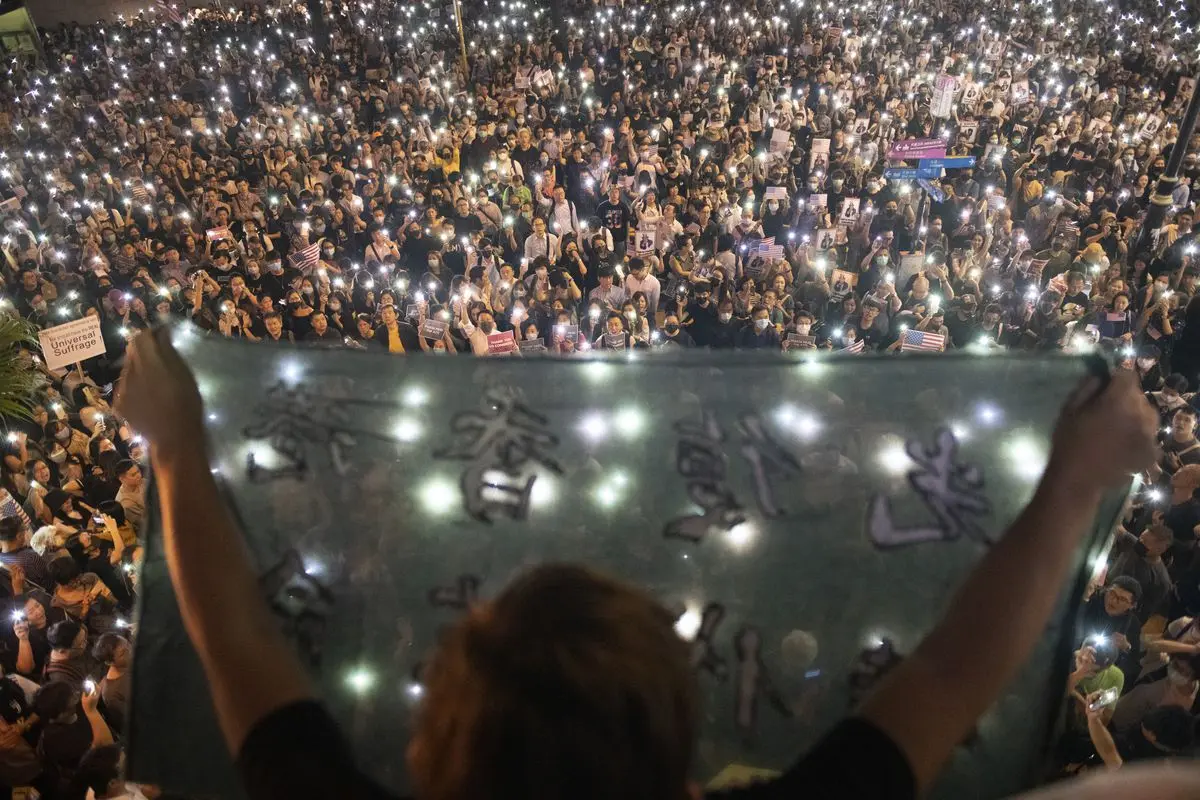 Όλος ο πλανήτης διαμαρτύρεται στους δρόμους