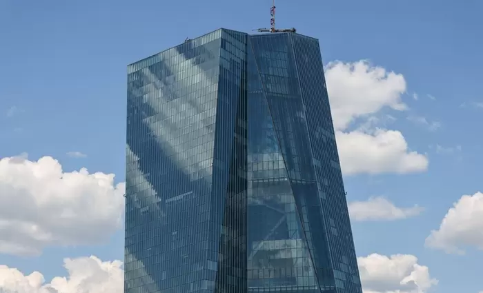 UBS: Η ΕΚΤ θα συνεχίσει τις μειώσεις επιτοκίων αλλά είναι αβέβαιο το πότε