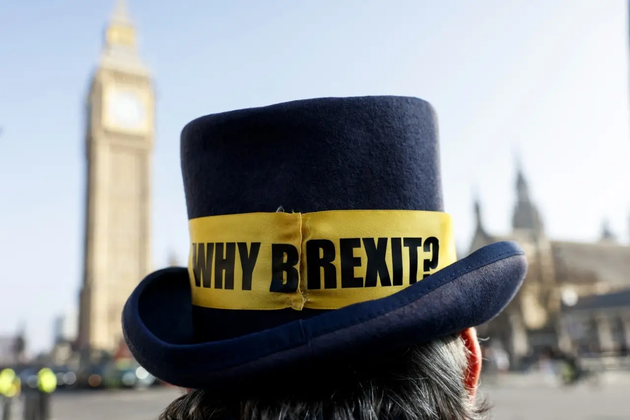 Brexit: Η αλλαγή της κοινής γνώμης και το νέο φλερτ με τις Βρυξέλλες