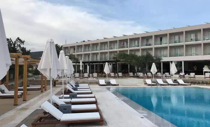 Άνοιξε το νέο ξενοδοχείο Amaronda Resort & Spa