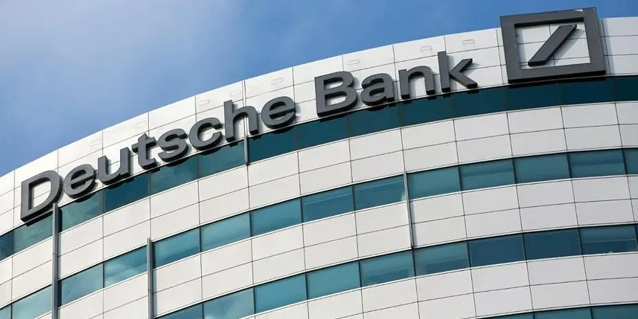 Η Deutsche Bank κατέγραψε τα πρώτα ετήσια κέρδη από το 2014