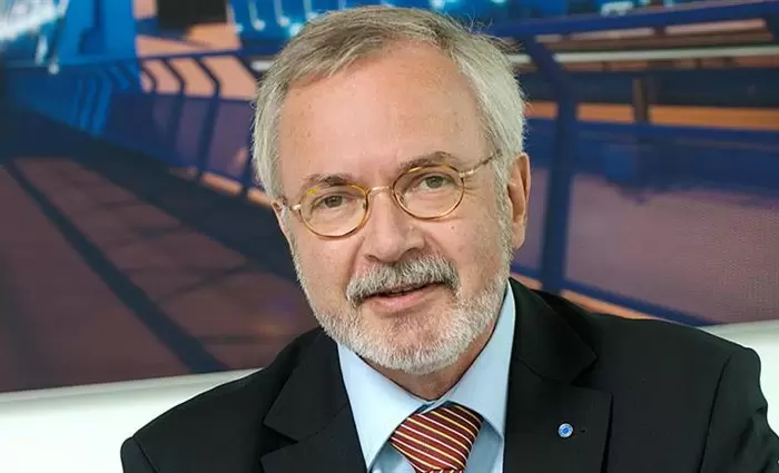 ΕΕ: Εισαγγελική έρευνα για διαφθορά στον πρώην επικεφαλής της ΕΤΕπ