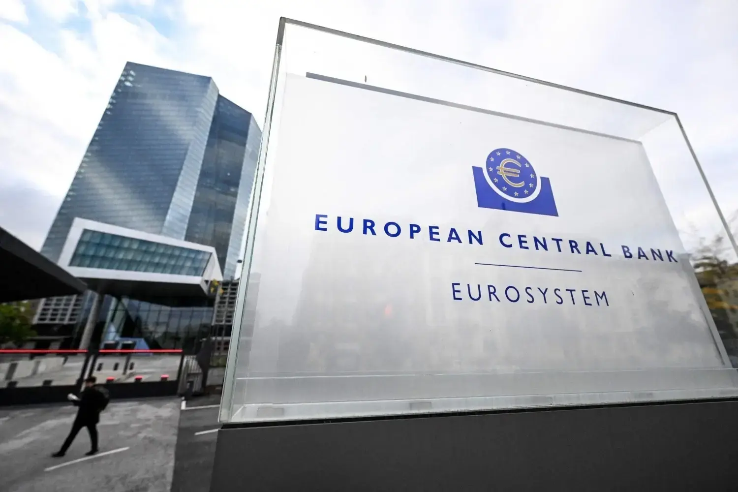 Νέος συναγερμός από την ΕΚΤ για το private credit – Ποιες είναι οι τράπεζες με τη μεγαλύτερη έκθεση