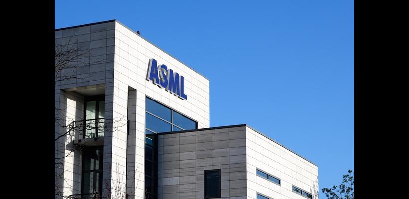 ASML: Ανεβάζει τον πήχη των πωλήσεων λόγω έκρηξης στην τεχνητή νοημοσύνη