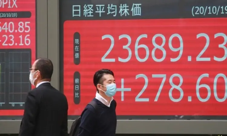 Ο προβληματικός τομέας ακινήτων απειλεί την οικονομία