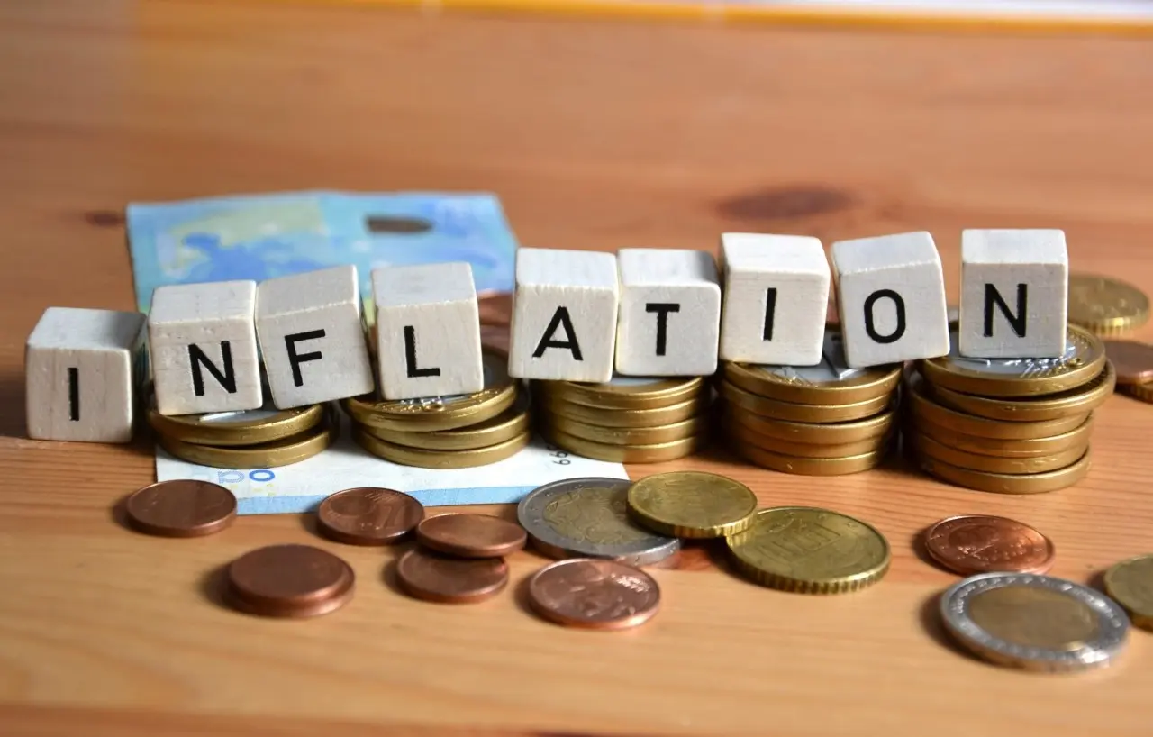 Πώς θα κινηθούν οι κεντρικές τράπεζες εν μέσω των πληθωριστικών πιέσεων