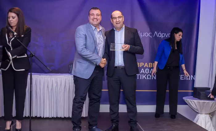 Ο Δήμος Λάρνακας τίμησε τον Radisson Blu Larnaka International Marathon