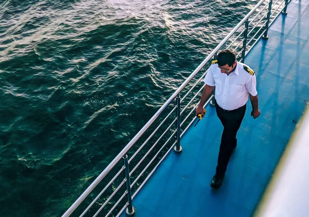 Δικαίωμα αποβίβασης για ναυτικούς που δεν θέλουν να ταξιδέψουν σε εμπόλεμες περιοχές