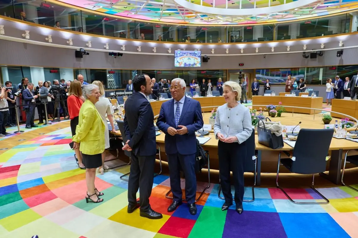 Επί τάπητος το Πολυετές Δημοσιονομικό Πλαίσιο – Εύσημα στην Κύπρο από θεσμούς και κράτη μέλη