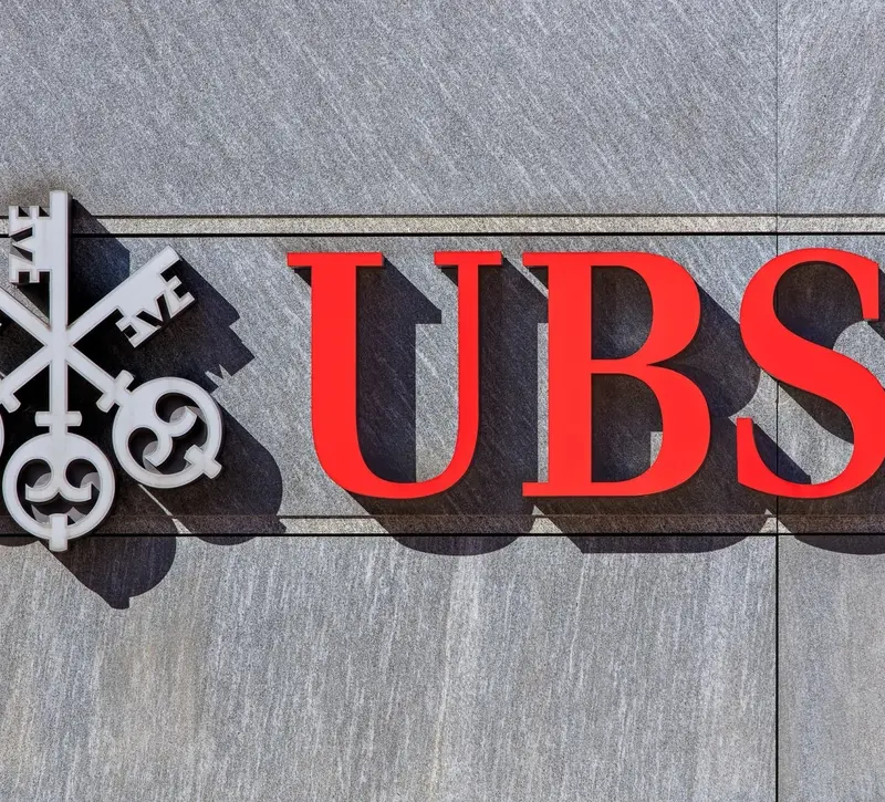 UBS: Γιατί το παγκόσμιο ράλι των μετοχών δεν έχει τελειώσει