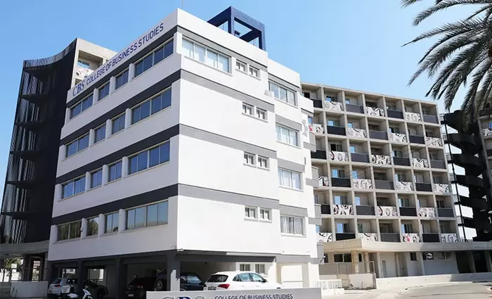 Υποτροφίες πέραν των €120 χιλ. από το CBS