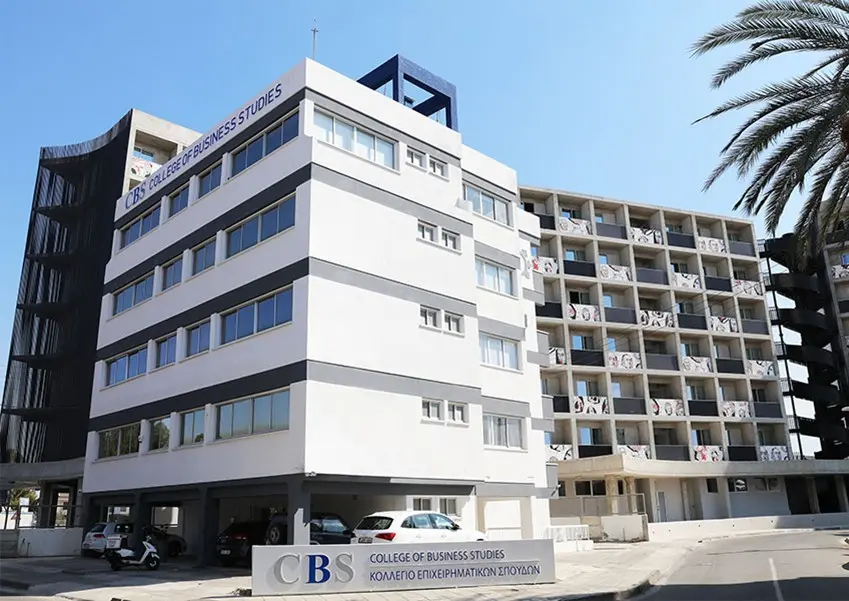 Υποτροφίες πέραν των €120 χιλ. από το CBS