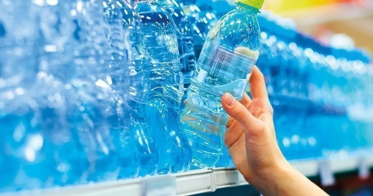 Πλαφόν 60 σεντ στο νερό - Τι λέει το διάταγμα του Υπ. Εμπορίου που ισχύει από σήμερα