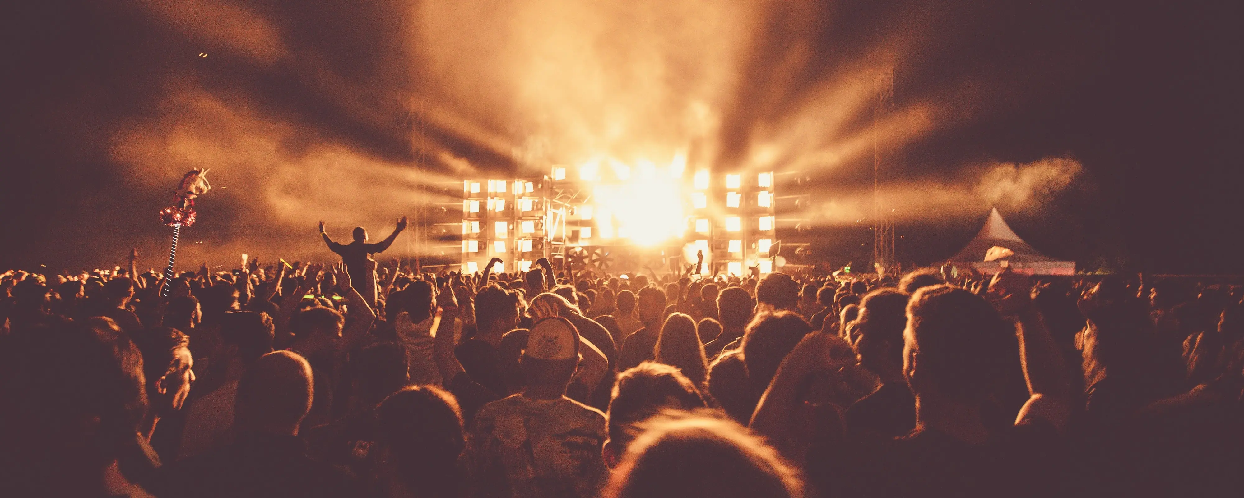 Παραπαίει ο κλάδος υποστήριξης συναυλιών και εκδηλώσεων