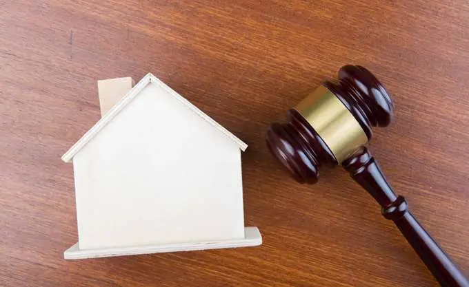 Στο σφυρί κατοικία και διαμερίσματα στη Λεμεσό για €55,000