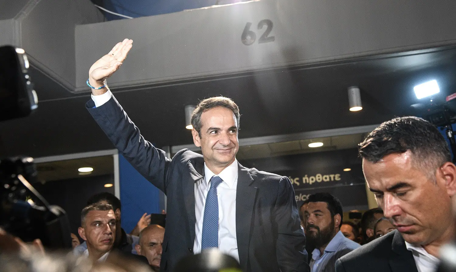 FT: Αυτές είναι οι προκλήσεις του νέου Πρωθυπουργού της Ελλάδας