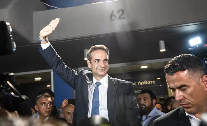 FT: Αυτές είναι οι προκλήσεις του νέου Πρωθυπουργού της Ελλάδας