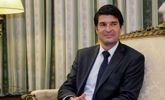 «Κλείνουν το μάτι» για εγκατάλειψη του Eastmed και οι Γάλλοι