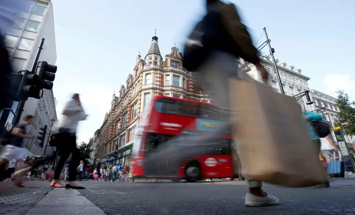 Βρετανία: Σε επίπεδα περιόδου Covid οι κενές θέσεις εργασίας στο Λονδίνο
