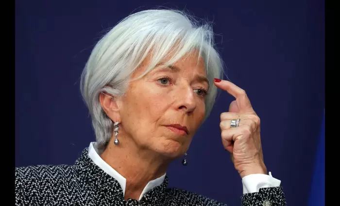 Λαγκάρντ: Η Ελλάδα στο QE μόνο αν εκπληρωθούν τα κριτήρια