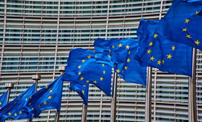Η Κομισιόν ξεκινά την έκδοση των ομολόγων του SURE ύψους 100 δισ.ευρώ