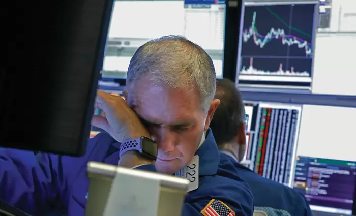 Κατέρρευσε η Wall Street - Απώλειες σχεδόν 10%