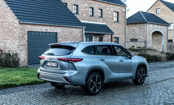 Νέο Toyota Highlander Hybrid